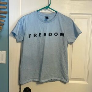 Blue freedom tee shirt size medium